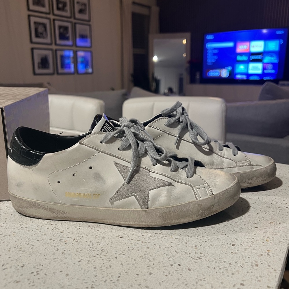 Golden Goose Women’s Super-Star size 39